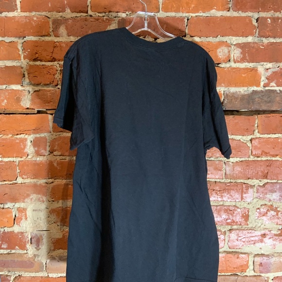 Dolly Parton large black graphic preowned T-shirt - Picture 3 of 3